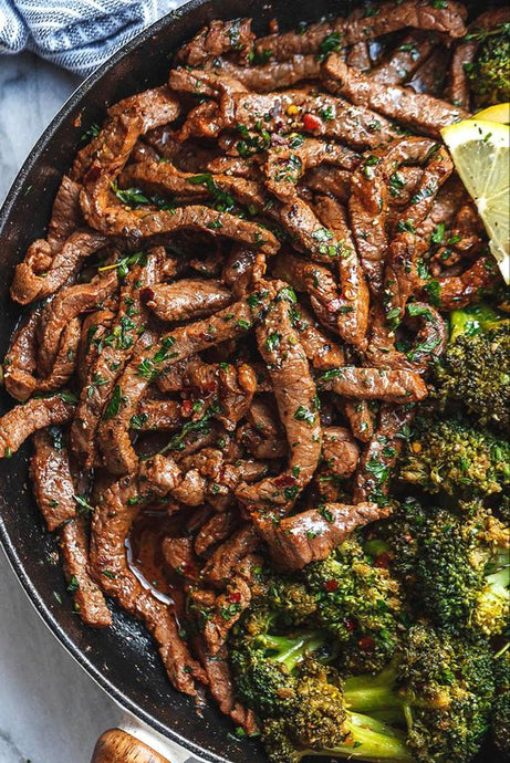 Lemon Garlic Butter Steak and Broccoli Skillet